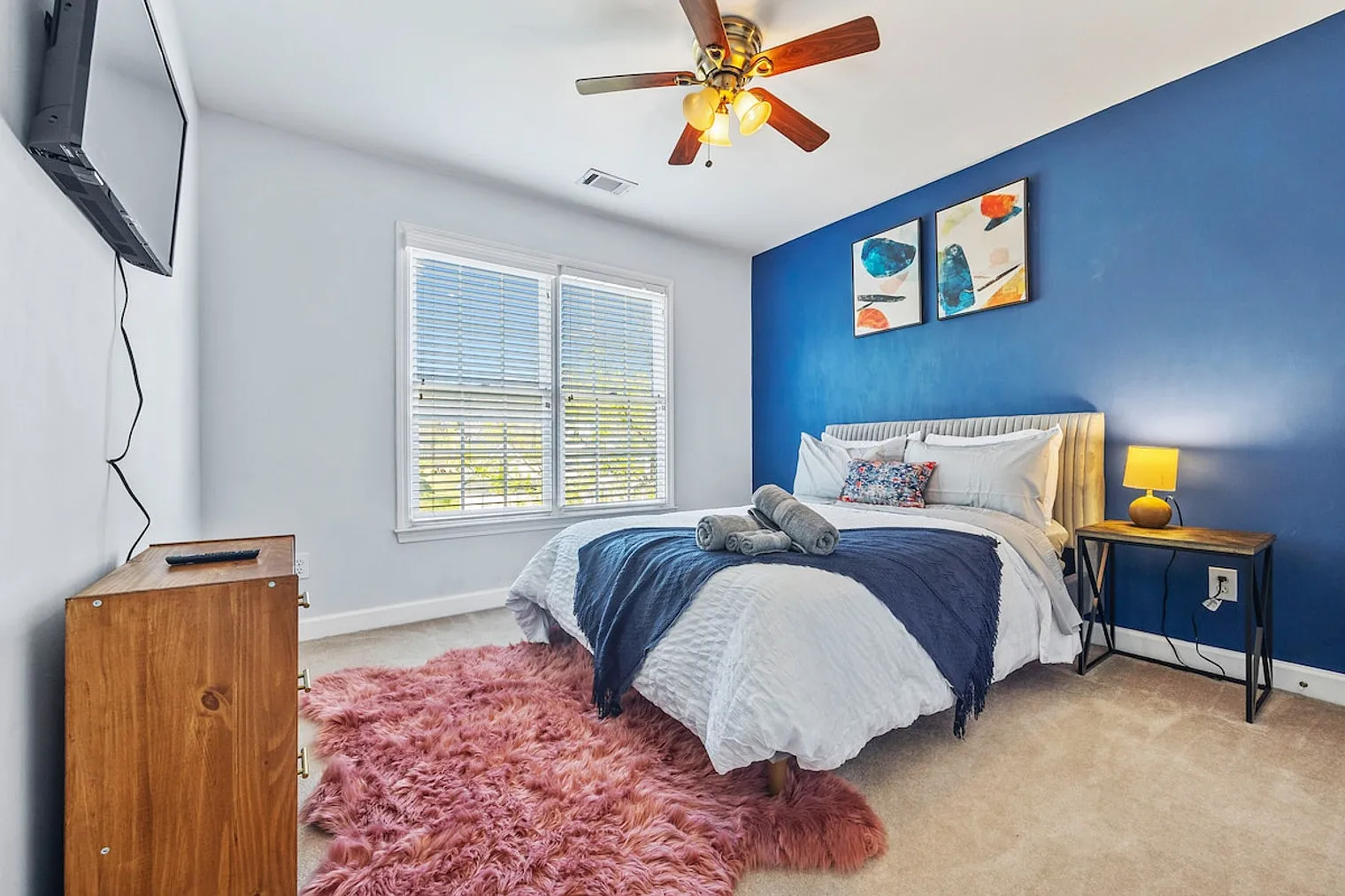 3 bed, 1.5 bath, $4,450 — Photo 4