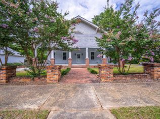 215 E Church St, Sandersville, GA 31082