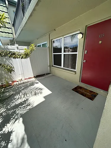 1799 N Highland Ave Photo 1