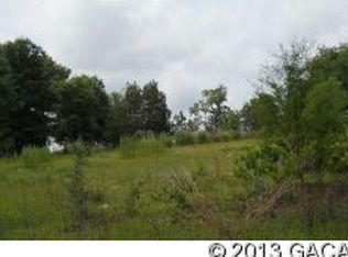 111 Rica Rd, Hawthorne, FL 32640