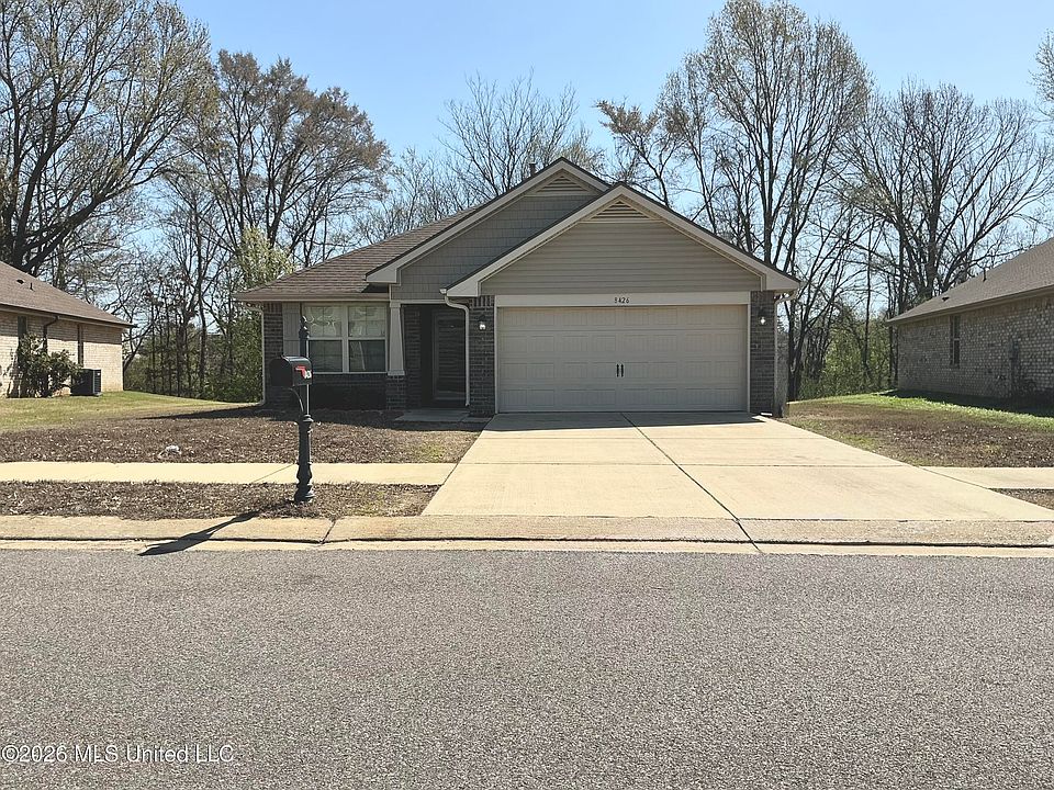 1st image of 8426 Park Pike Dr