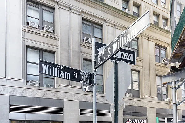 Sold by Bah Realty Group LLC | media 25