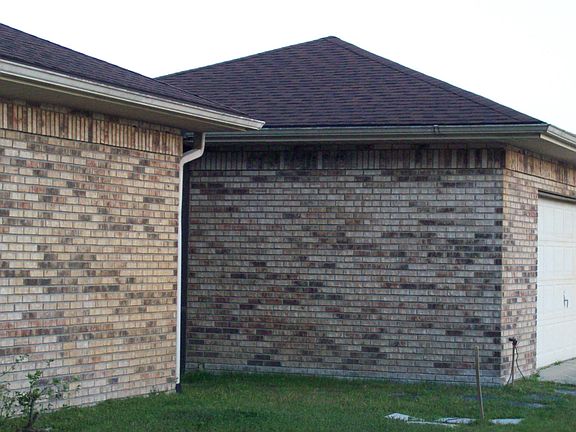 2nd detached 2 car garage= 4 car garage = 1035 SF of Garage space!