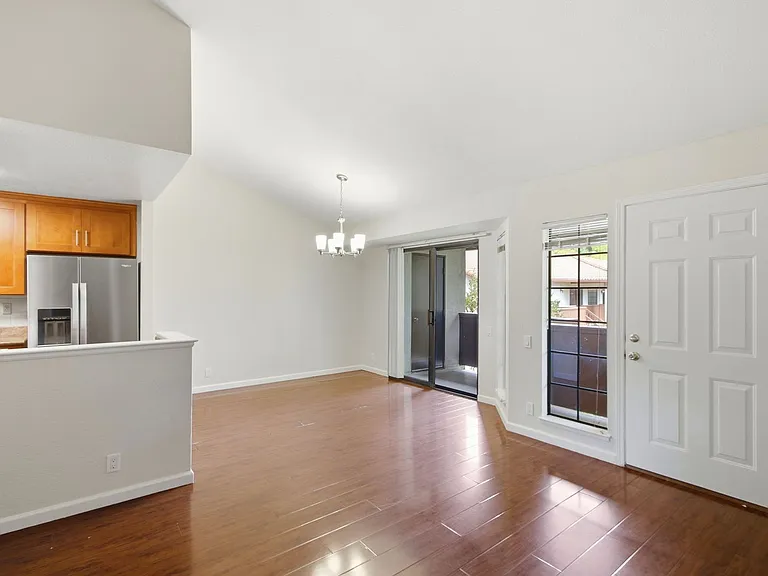479 Costa Mesa Ter #F — Photo 9