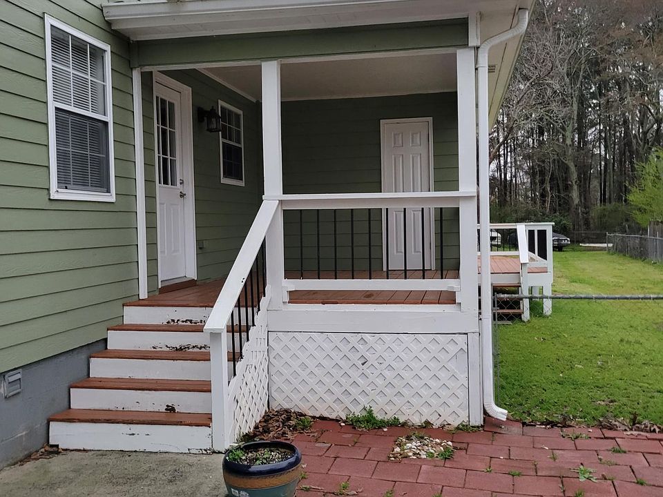 side porch