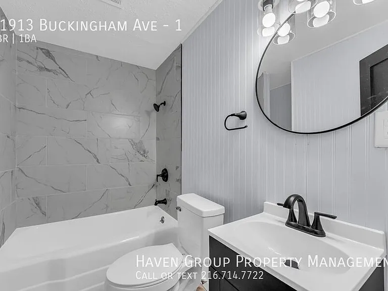 11913 Buckingham Ave #1 — Photo 18