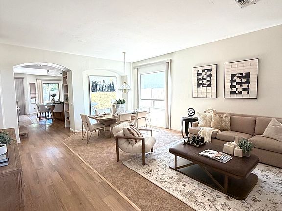 5th image of 1551 E SAGEBRUSH Court