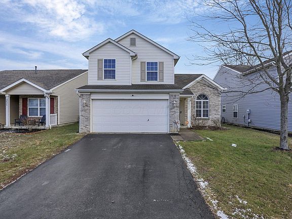 3rd image of 3832 Liriope St