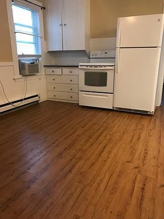 1st image of 12 Field Ave #12