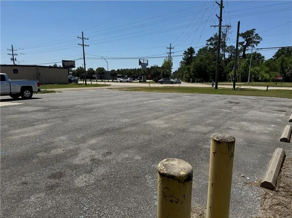 1780 Old Spanish Trl, Slidell, LA 70458