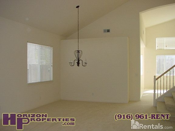 3rd image of 1021 Berg Ct