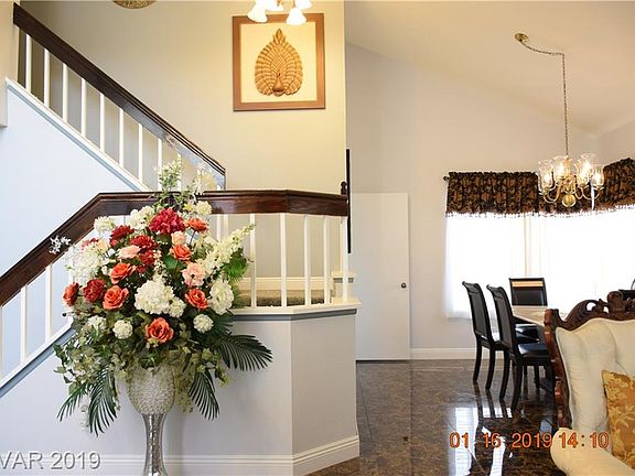 5th image of 4790 Trevins Ave