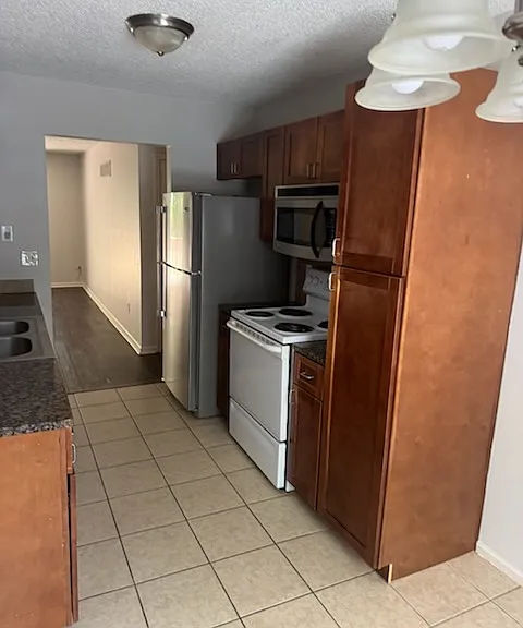 7700 NW 79th Pl #7700 — Photo 3
