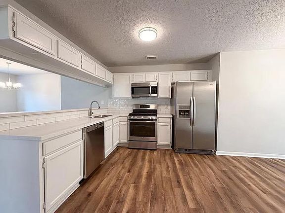 2nd image of 10422 Elk Point Ln