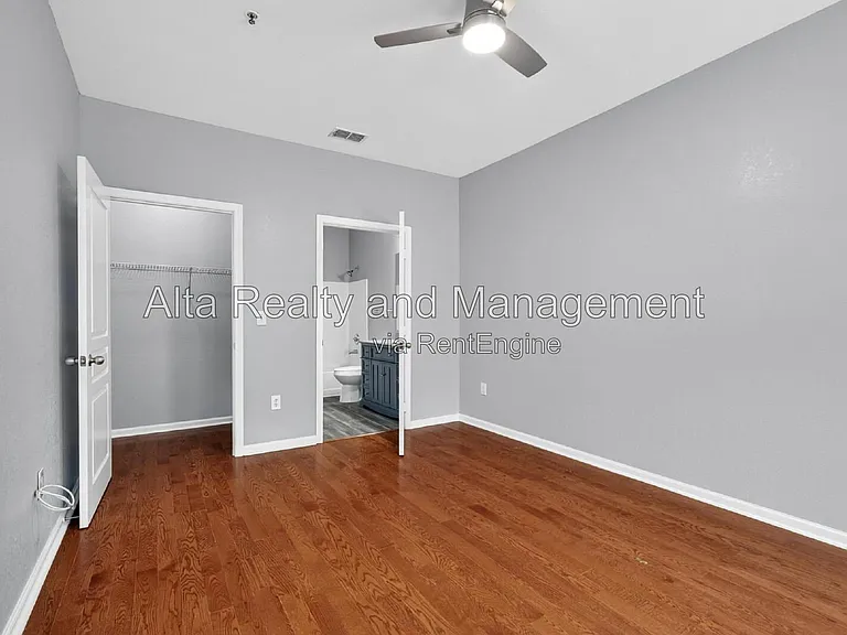 8290 Gate Pkwy #601 — Photo 21