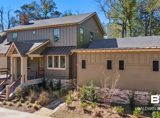 609 Pensacola Ave, Fairhope, AL 36532