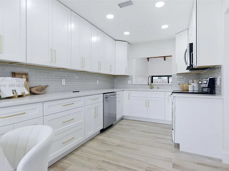 2152 SW 81st Way #2152 — Photo 35
