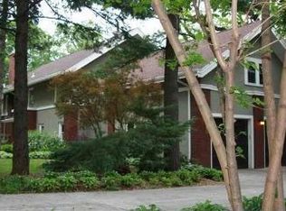 3865 Nakoma Rd, Madison, WI 53711