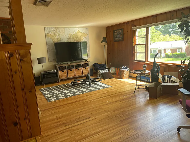 1128 S Pugh St — Photo 12