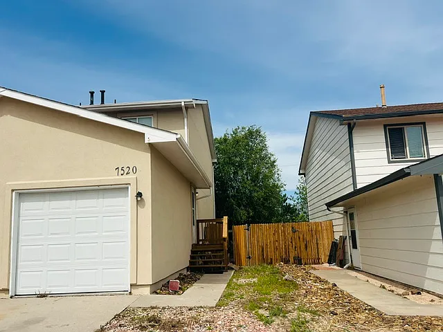 7520 Banner Ct — Photo 3