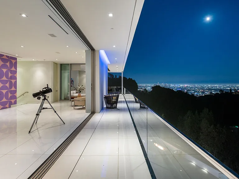 7080 W Mulholland Dr — Photo 8