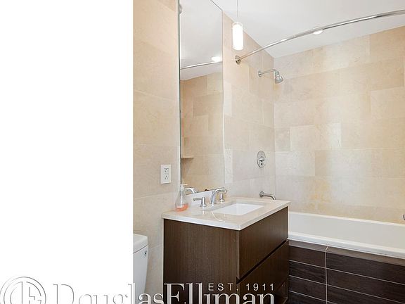 4th image of 2300 Fredrick Douglass Blvd #7H