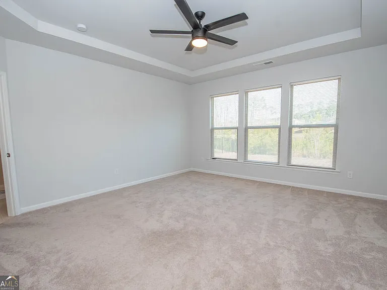 147 Soundview Trce — Photo 25