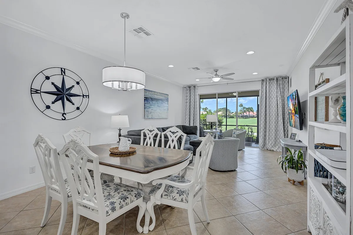 Building Photo - 8218 Miramar Way