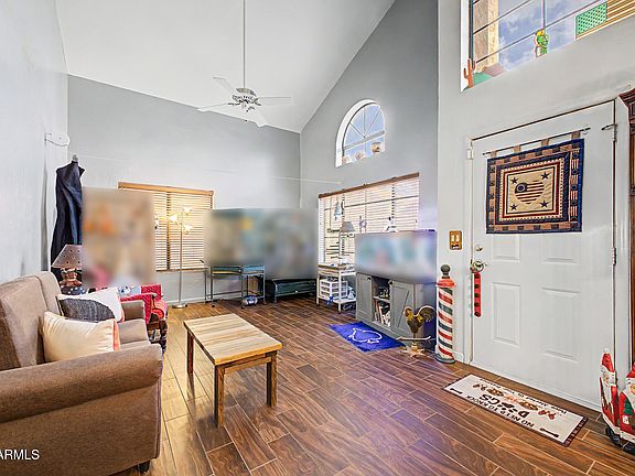 4th image of 4442 E BLUEFIELD Avenue