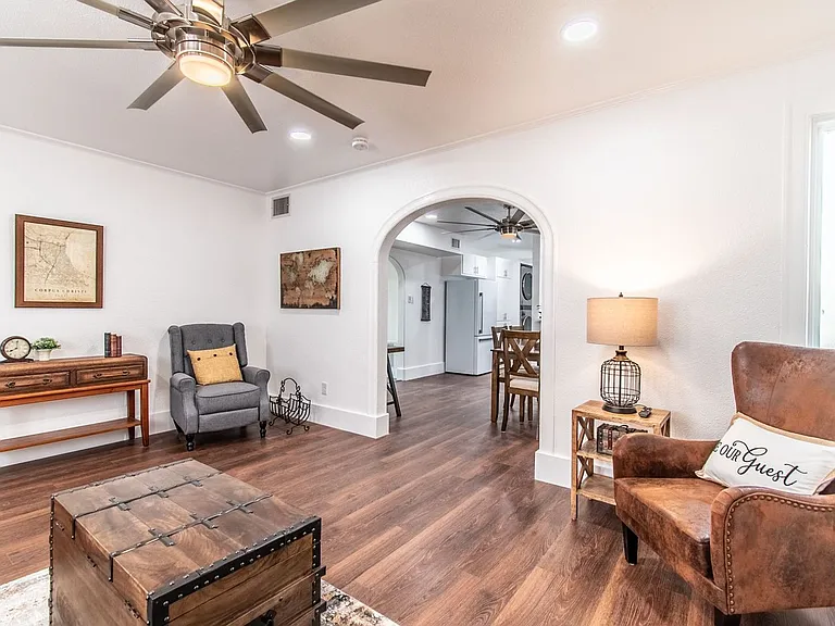 1117 Ocean Dr E #B — Photo 15