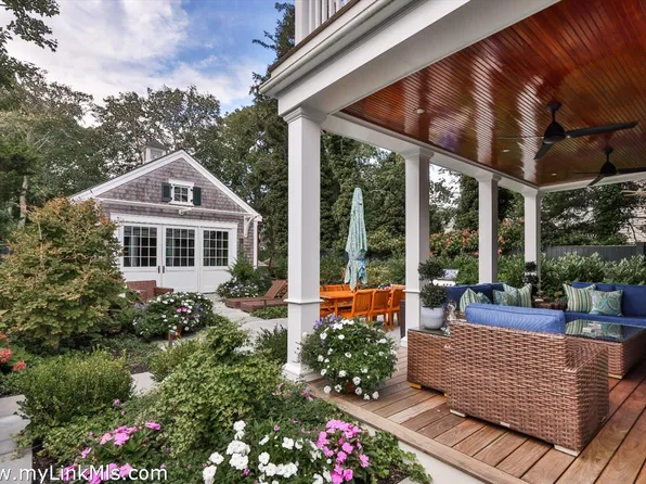 10 Tilton Way, Edgartown, MA 02539