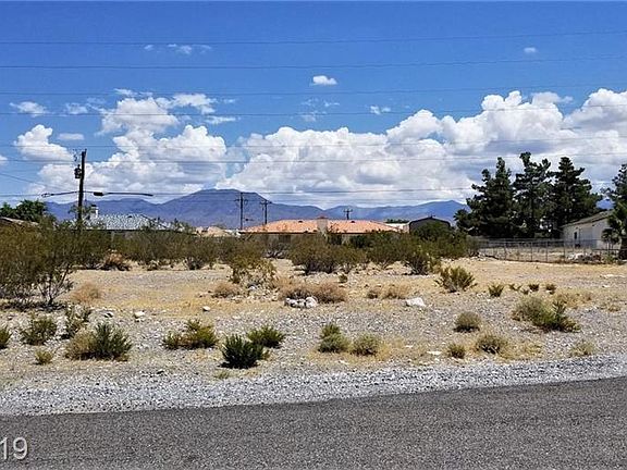 5th image of 3200 E Havasu