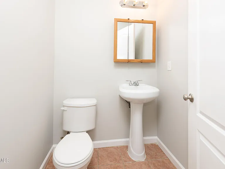 41 Seabreeze Way — Photo 7