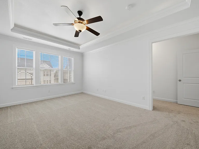 5049 Duxbury Rd — Photo 21