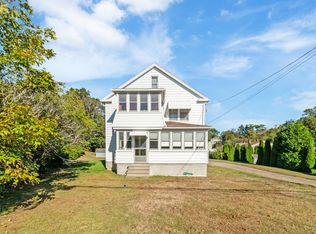 111 High St, Derby, CT 06418
