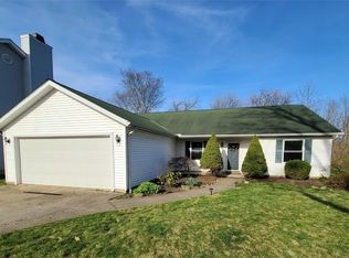 161 Nobottom Rd, Berea, OH 44017