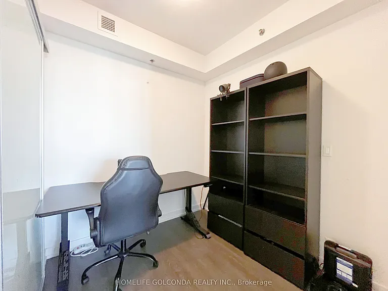 203 College St #1205 — Photo 10