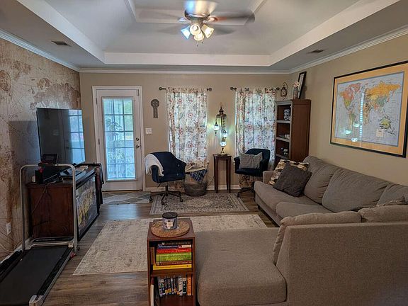 2nd image of 310 Grove Pointe Dr