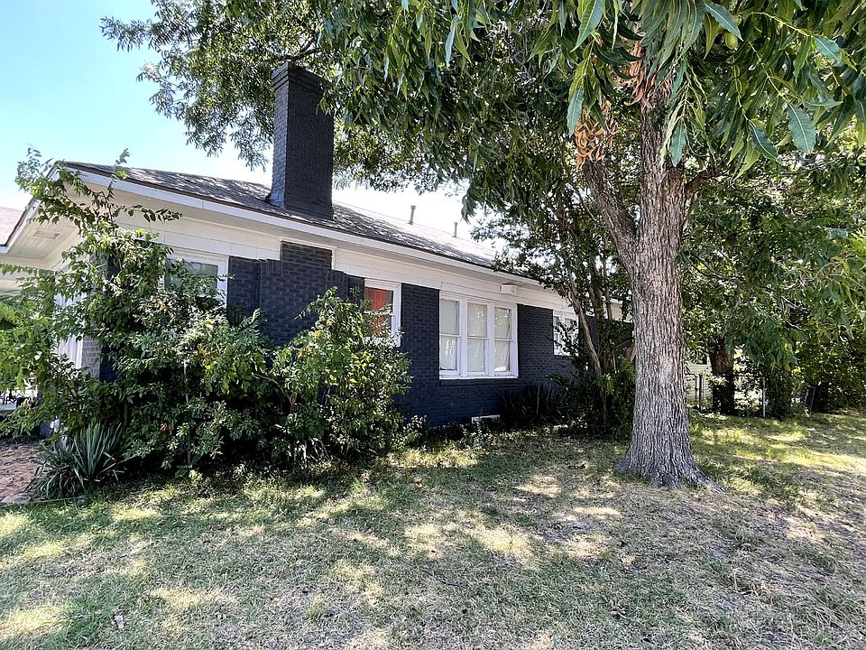 1st image of 2211 Stanford St
