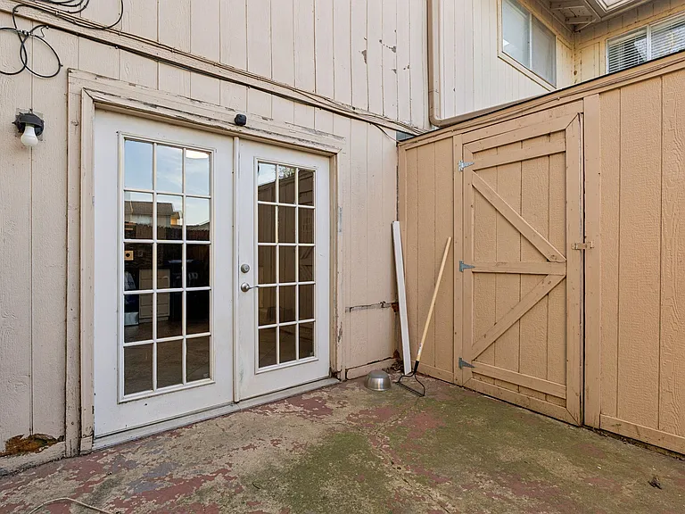 9605 Hefner Village Blvd — Photo 26