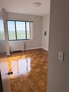 Steward Tower Apartments — Photo 4