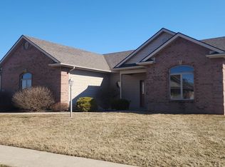 14215 Hawk Stream Cv, Hoagland, IN