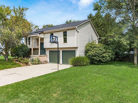 2nd image of 6478 Mountaineer Trail Ct