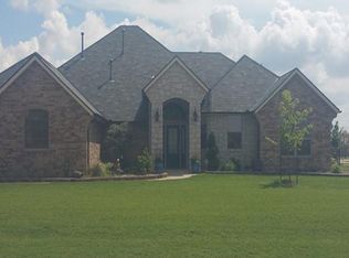 2526 Angela Ct NE, Piedmont, OK 73078