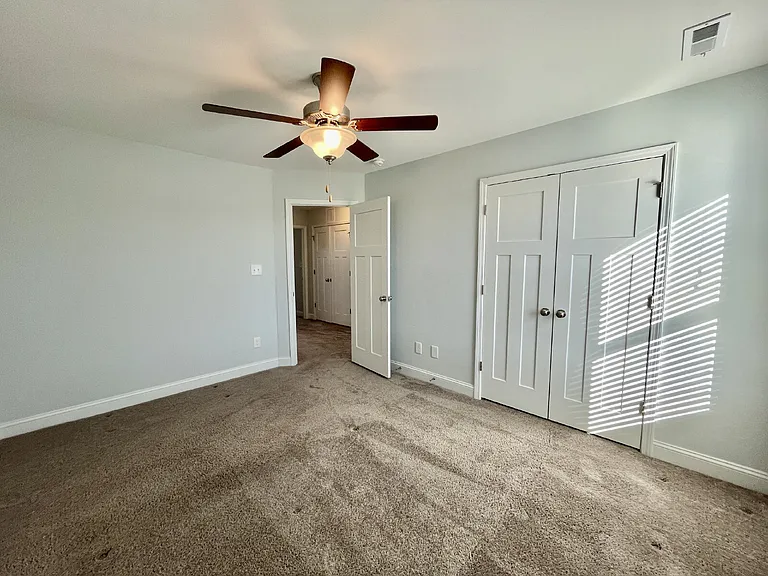 5137 Thruway Rd — Photo 17