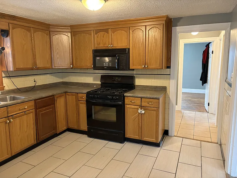 610 Killingly St #1 — Photo 7