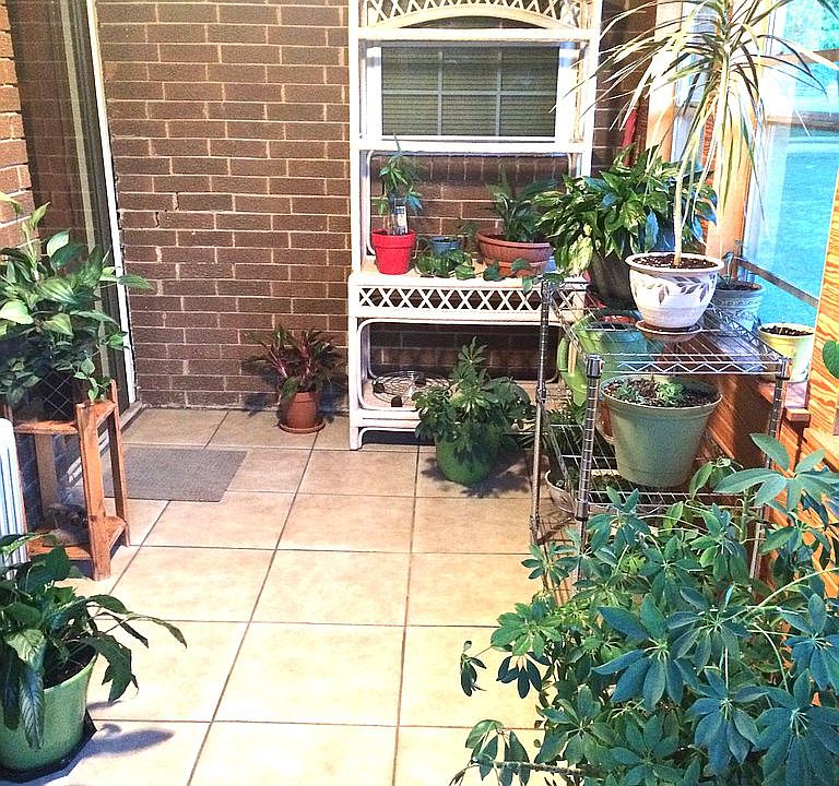 2nd image of 10321 NE 12th St