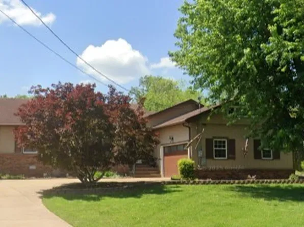 1206 Douglas Bend Rd, Gallatin, TN 37066