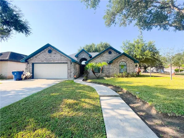 1942 Royal Palm Dr, Mercedes, TX 78570