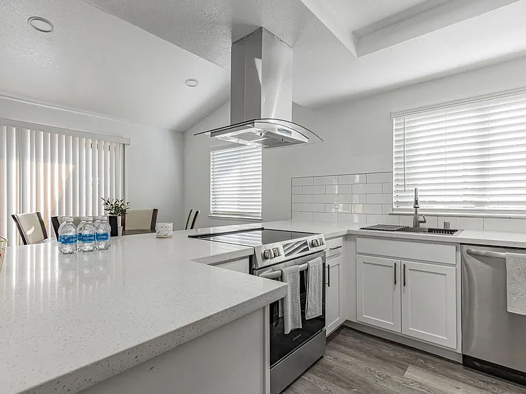 Parkview Living, LLC — Photo 8